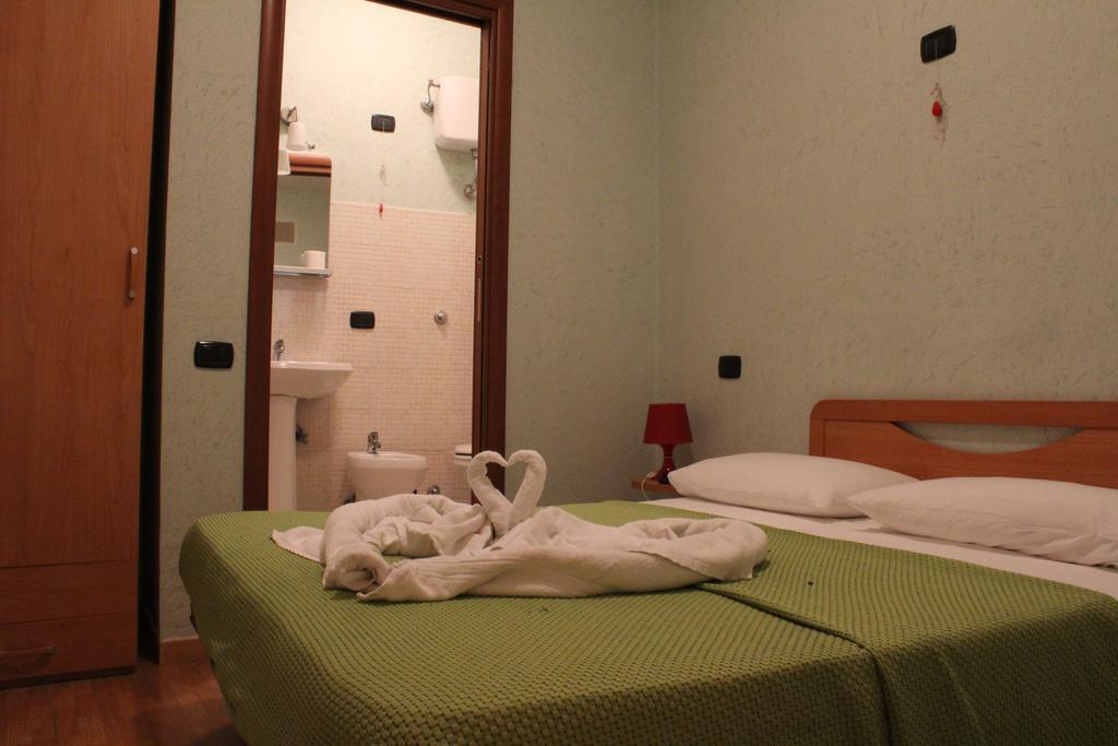Dei Gerolomini Hotel Naples Exterior photo