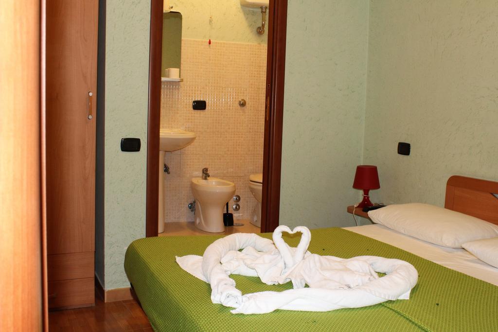 Dei Gerolomini Hotel Naples Exterior photo